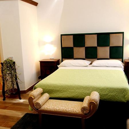 Pompei Suite Di Lusso2 ภายนอก รูปภาพ