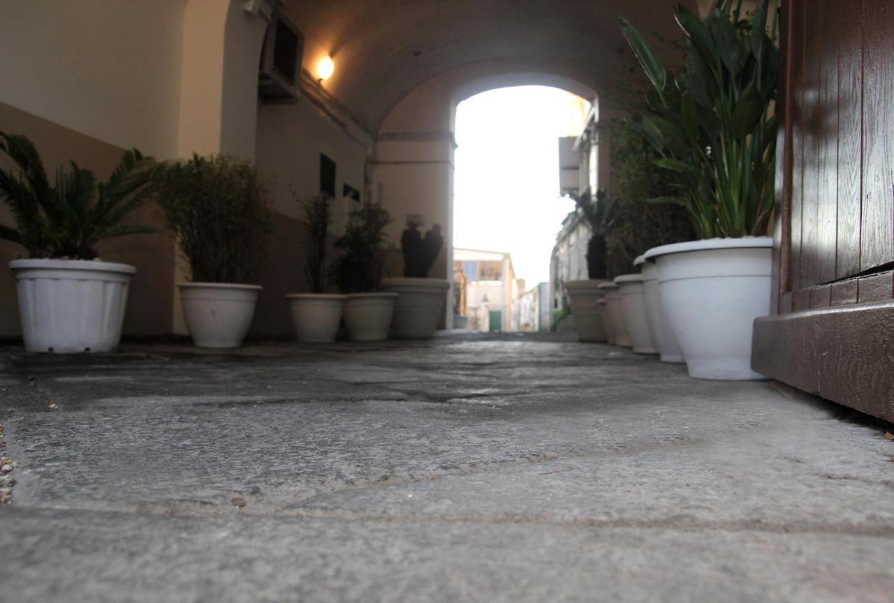 Pompei Suite Di Lusso2 ภายนอก รูปภาพ